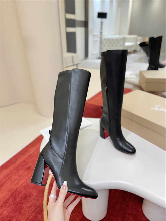 2025112818817252 590